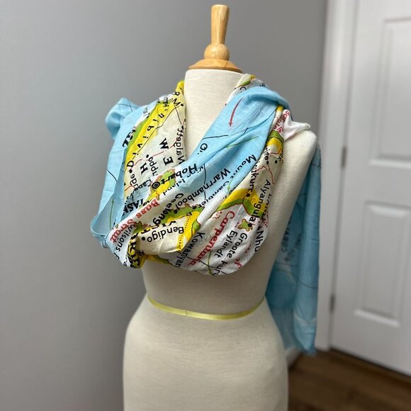 NEW Annabel Trends Aussie Australia Map Scarf